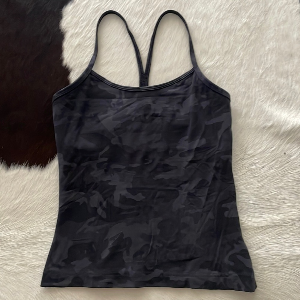 Lululemon Power Y Tank sz 4 Incognito Camo Grey EUC